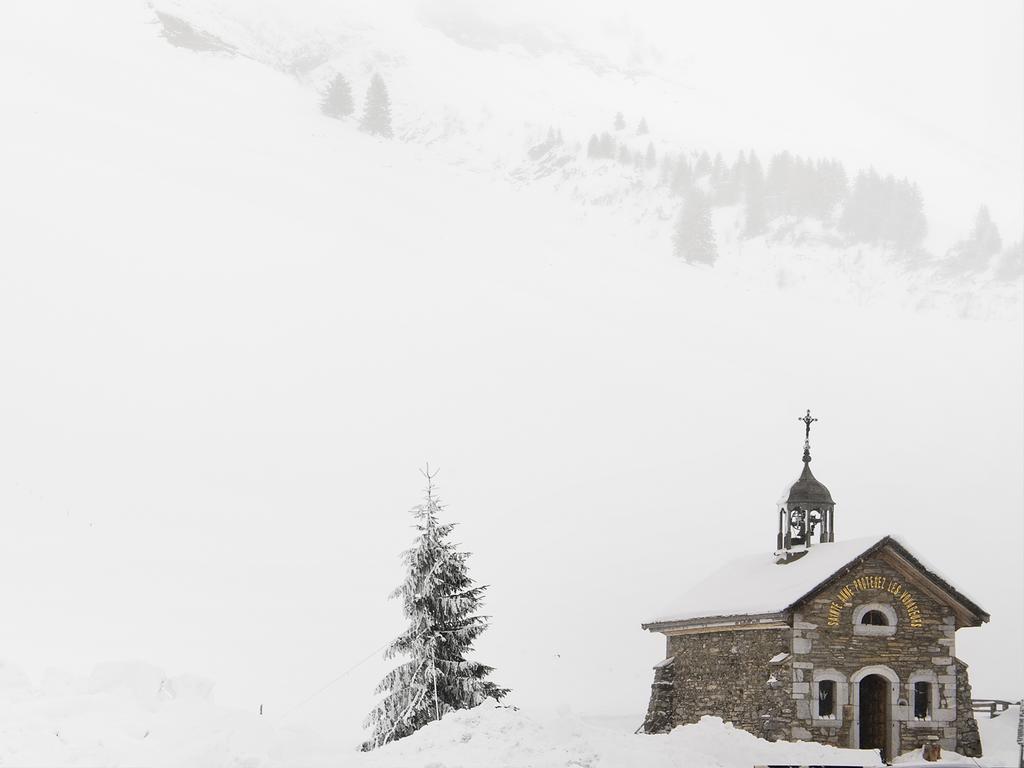 Les Rhodos Hotel La Clusaz Eksteriør billede